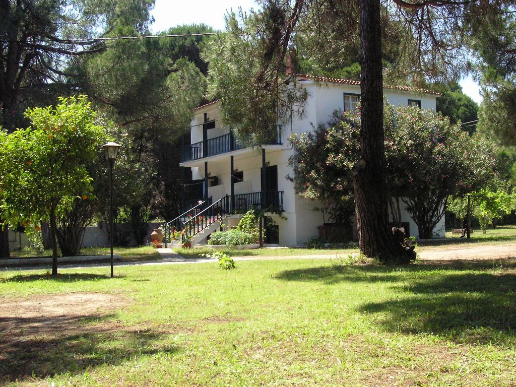 Strophilia Apartments コウコウナリス エクステリア 写真